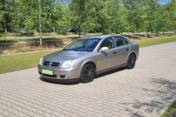 Niski przebieg                     Opel Vectra 1.8 Comfort
